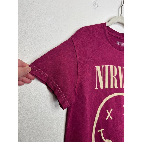 Nirvana Small Smiley Face T-Shirt Red Mineral Wash Cotton Short Sleeve Band NWOT - Picture 3 of 7